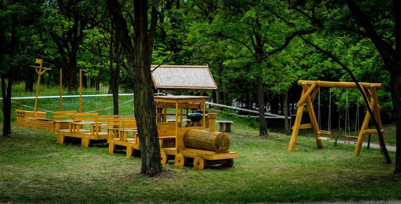 Dunavarsány Anna Panzio酒店 外观 照片